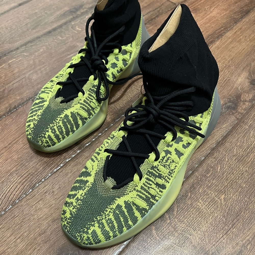 Yeezy Basketball Knit Energy Glow (size 13) *BRAND NEW*